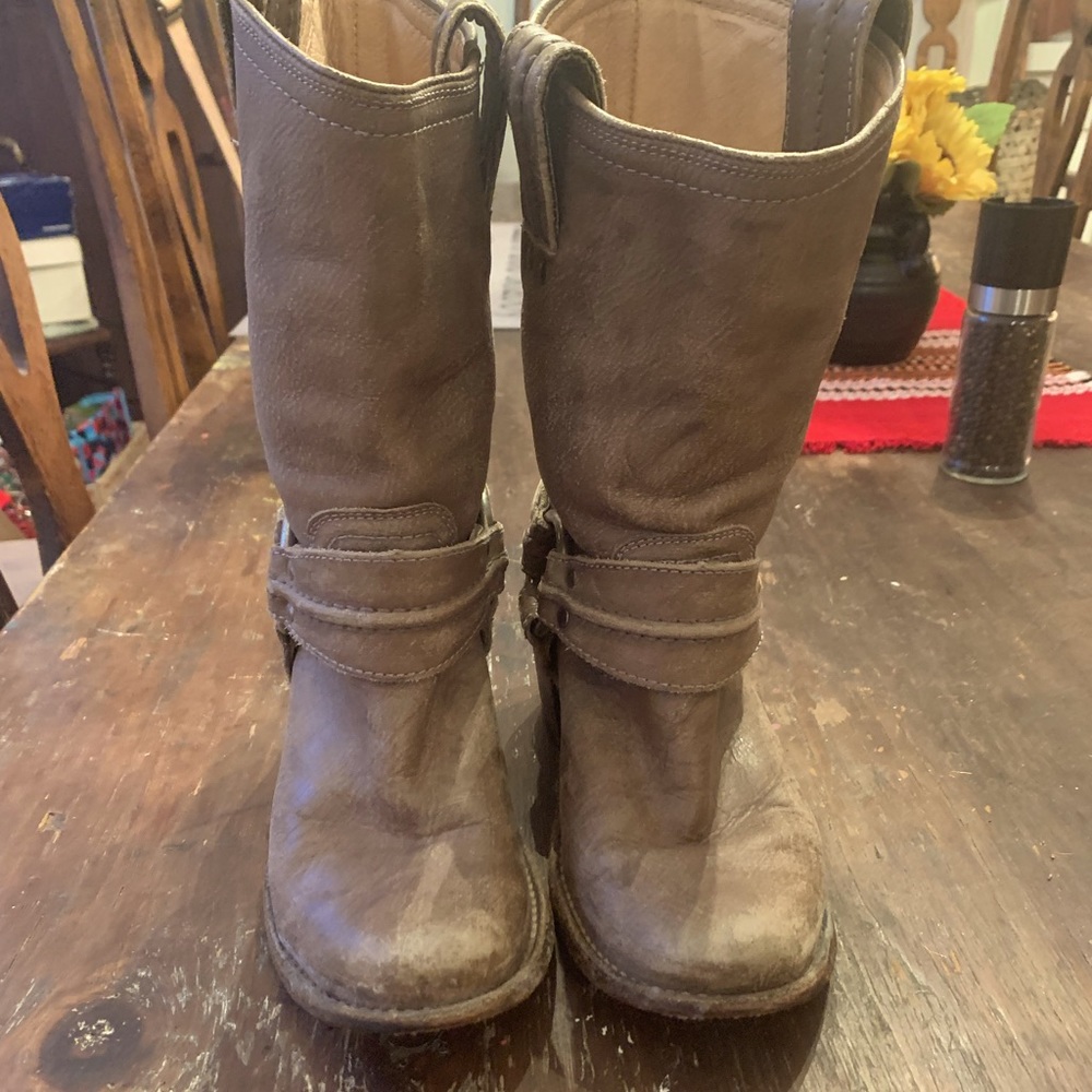 Fabulous Frye Boots in warm gray